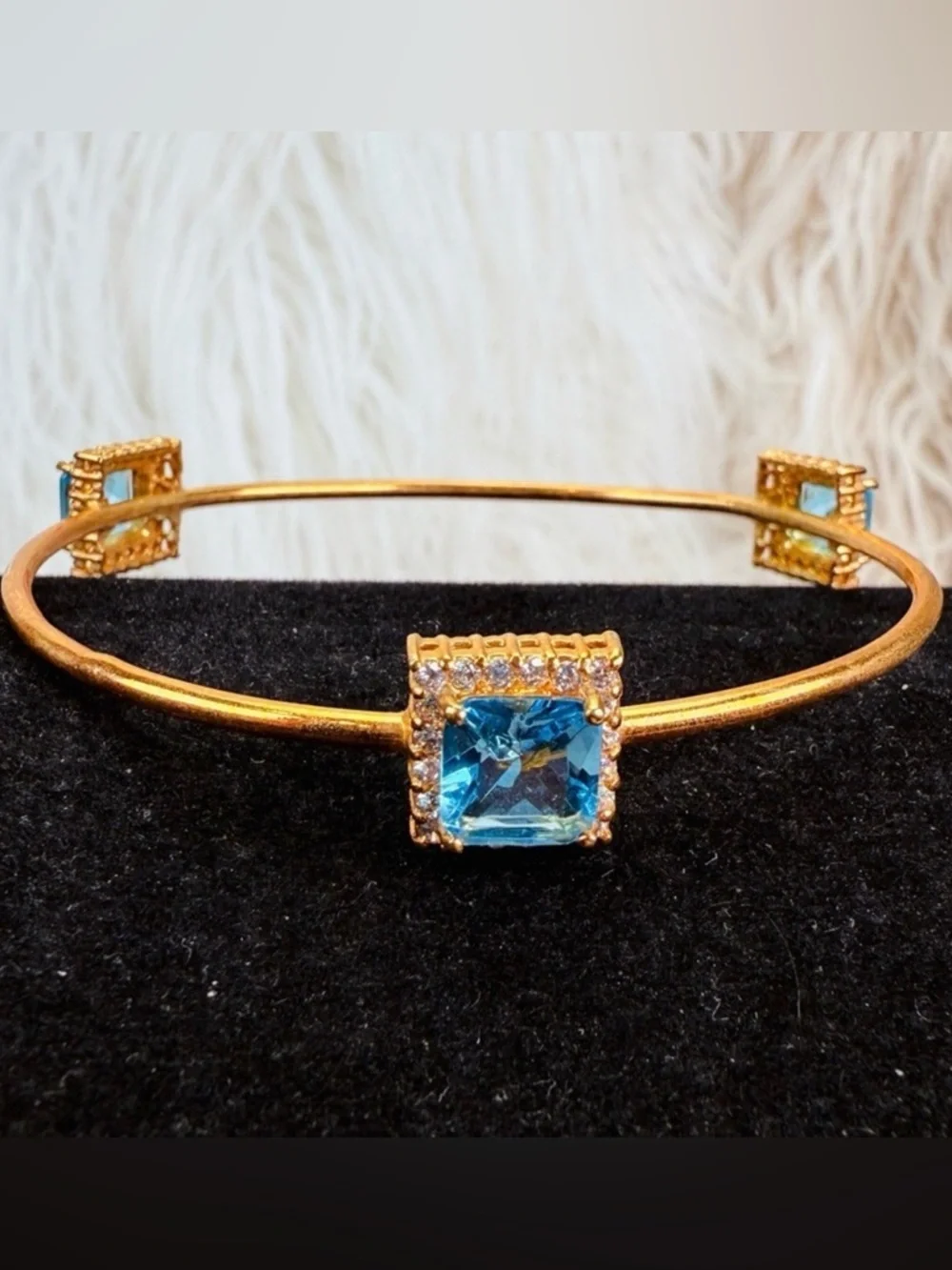 Minimalist Goldtone and Blue Topaz Crystal Bangle Bracelet